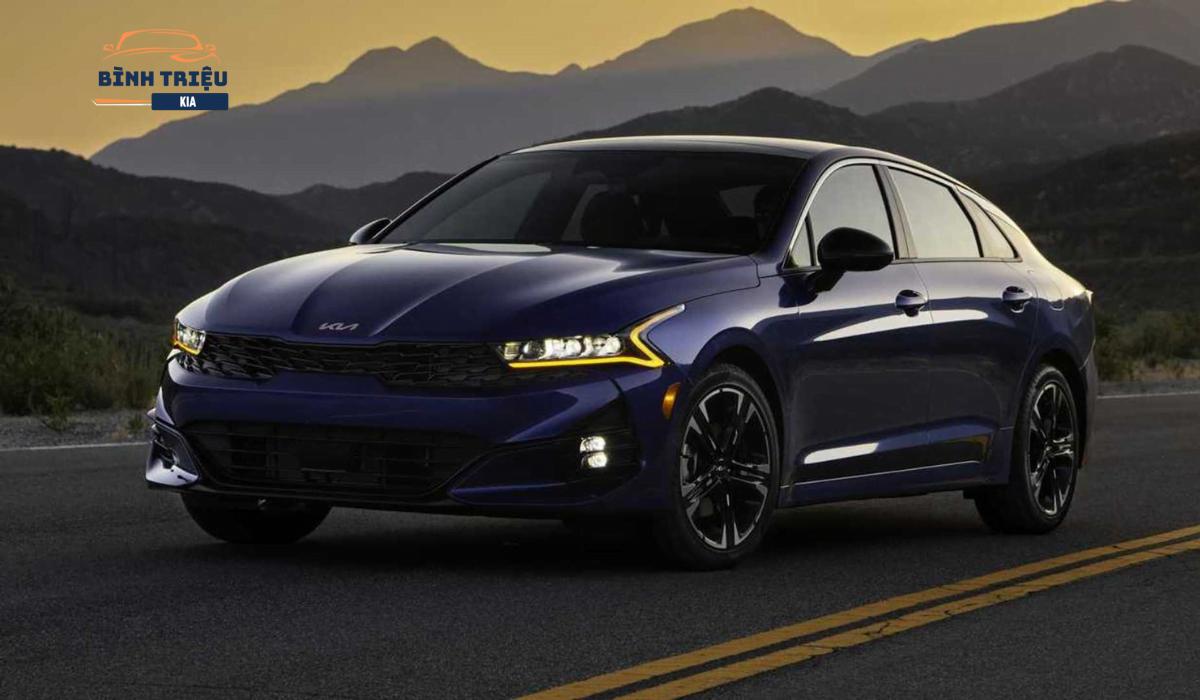 Kia K5 2022: giá bán, thông số kỹ thuật và so sánh với dòng xe cùng phân khúc