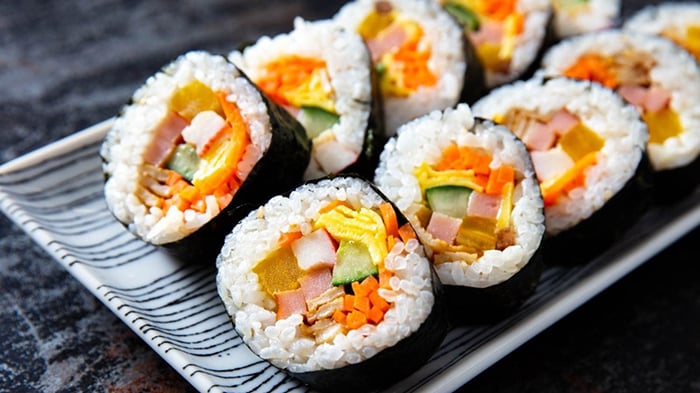 Bí mật về lượng calo trong kimbap là gì? Ăn kimbap có gây tăng cân không?