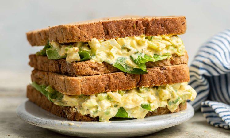 10 món ngon từ bánh mì sandwich cho bữa sáng