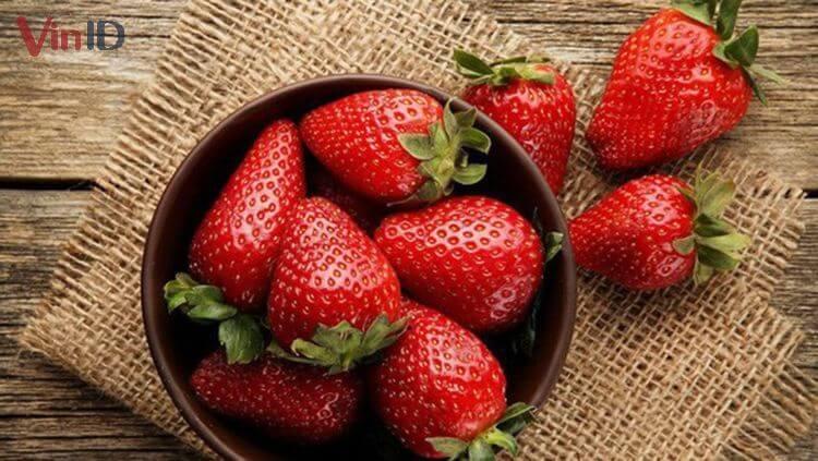 Bật mí 4 cách làm dâu tây sấy dẻo, giòn, khô, lạnh siêu hấp dẫn