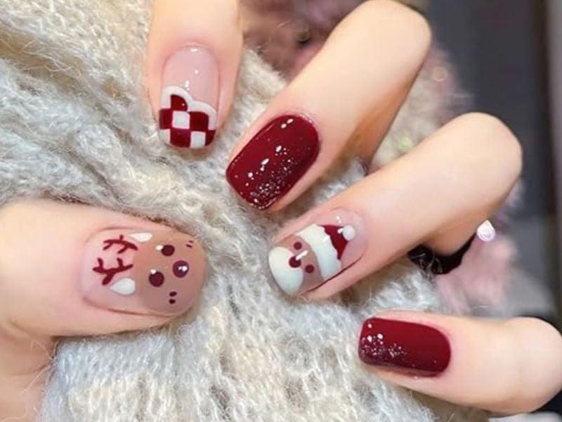 20+ Mẫu Nail Noel Độc Đáo Trendy Nhất 2024