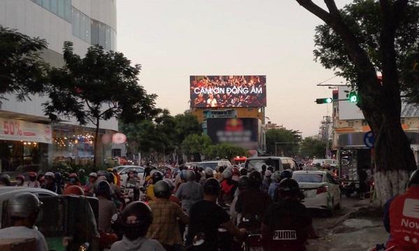 Màn hình LED 180 Triệu Nữ Vương, vòng xoay ngã 6 Đà Nẵng