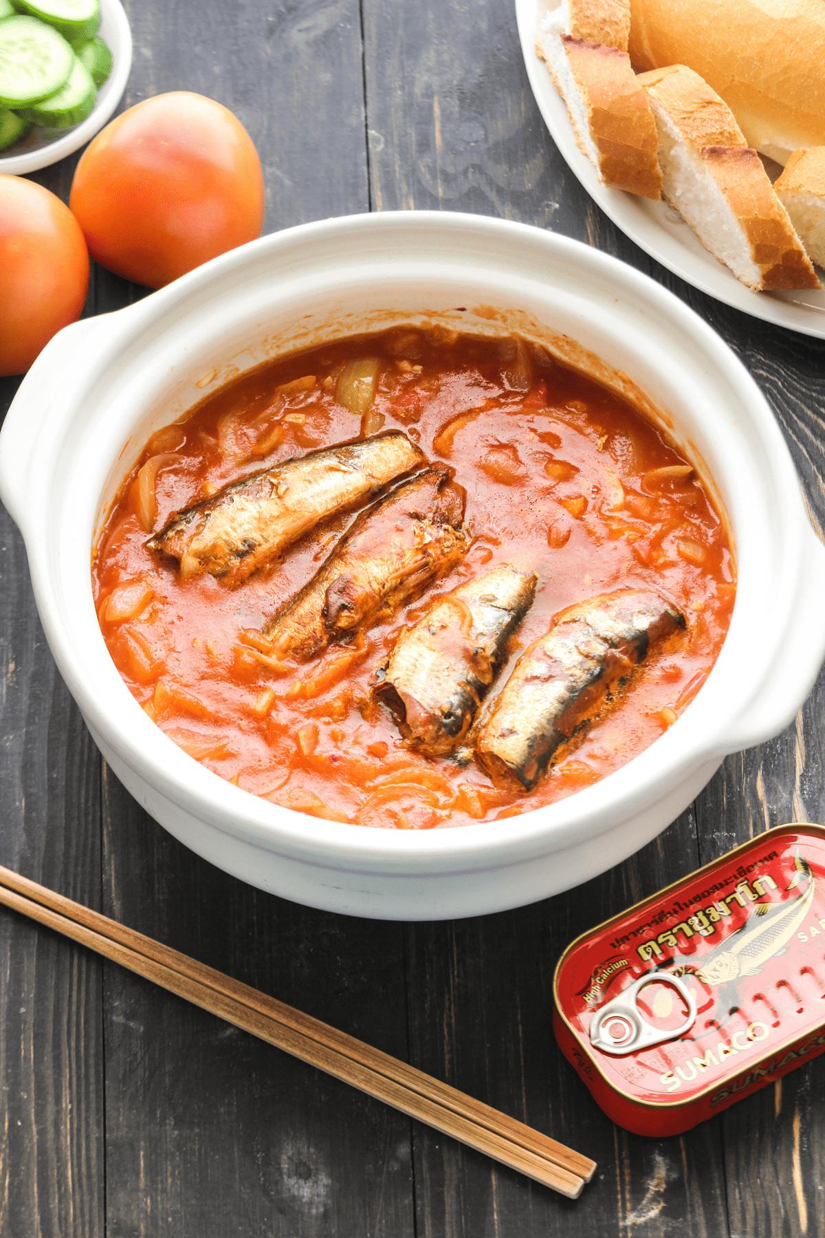 Cá Mòi Hộp (Canned Sardines in Tomato Sauce)