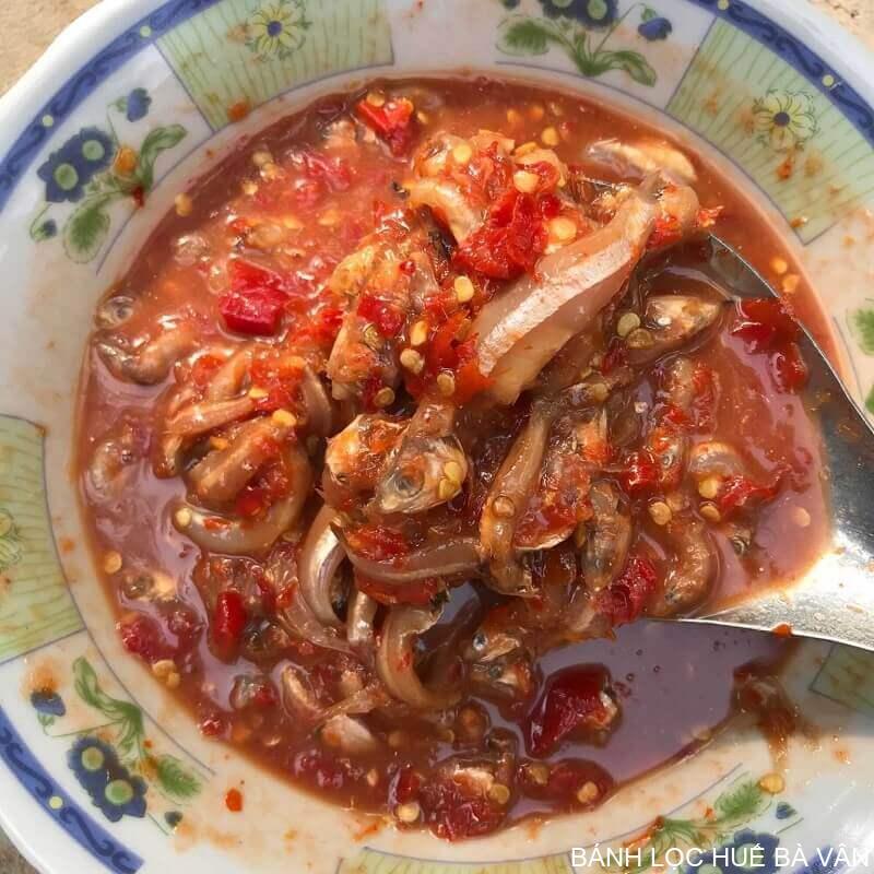 Mắm cá rò Cô Ri Huế