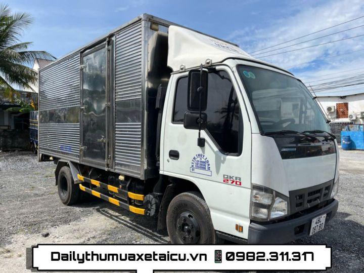 Bán Xe Tải Cũ isuzu Qkr270 1.9 Tấn Và Xe Tải Cũ qkr270 Tải 2.9 Tấn Giá Tốt