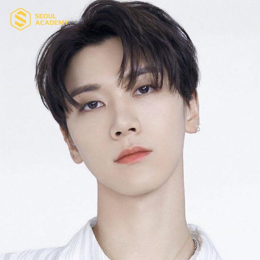 Tóc xoăn tự nhiên nên để kiểu tóc nào cho nam? 30+ mẫu hot