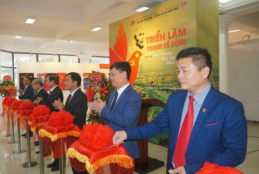 Triển lãm tranh cổ động Quê hương – Đất nước - Mùa Xuân -                 Cổng thông tin Đại học Huế