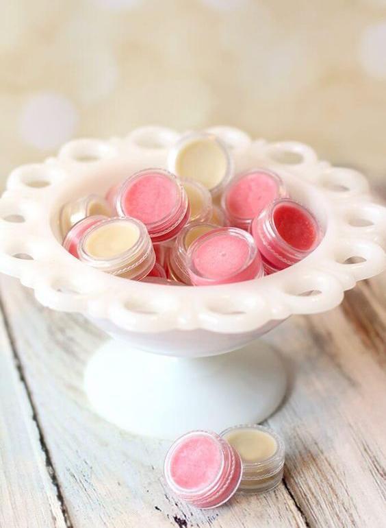 3 cách làm son handmade xịn chẳng kém gì son dưỡng đắt tiền