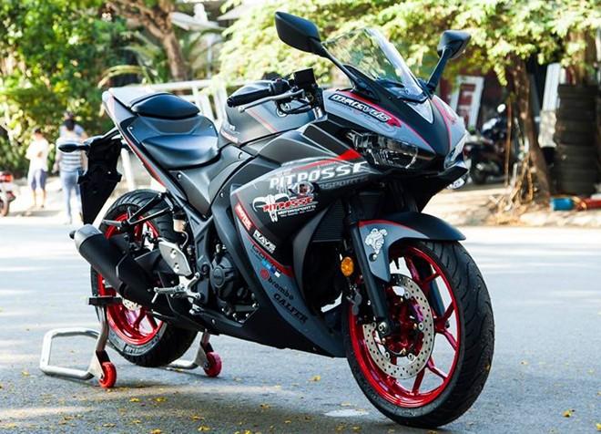 Yamaha R3 độ tem đấu sơn phối màu cứng cáp mạnh mẽ cực ngầu