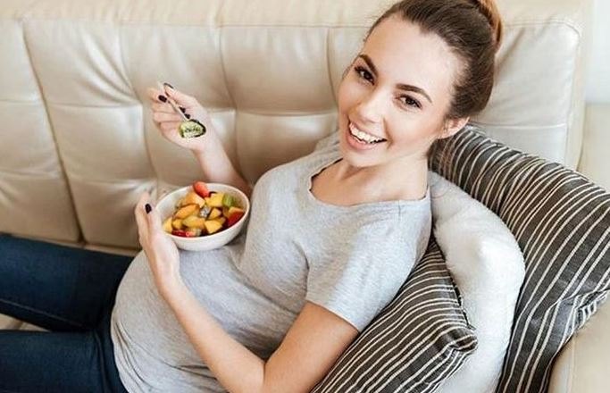 Bụng mẹ bầu kêu ọc ọc 3 tháng cuối sao không? Cách khắc phục