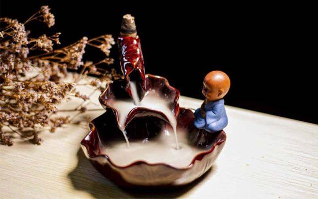 Nên xông đốt trầm hương khi nào? 8 trường hợp phổ biến nhất