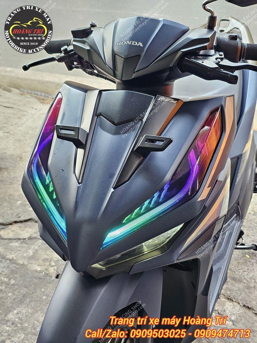 Vario 160 sử dụng decal 7 màu để dán đèn LED cho xe