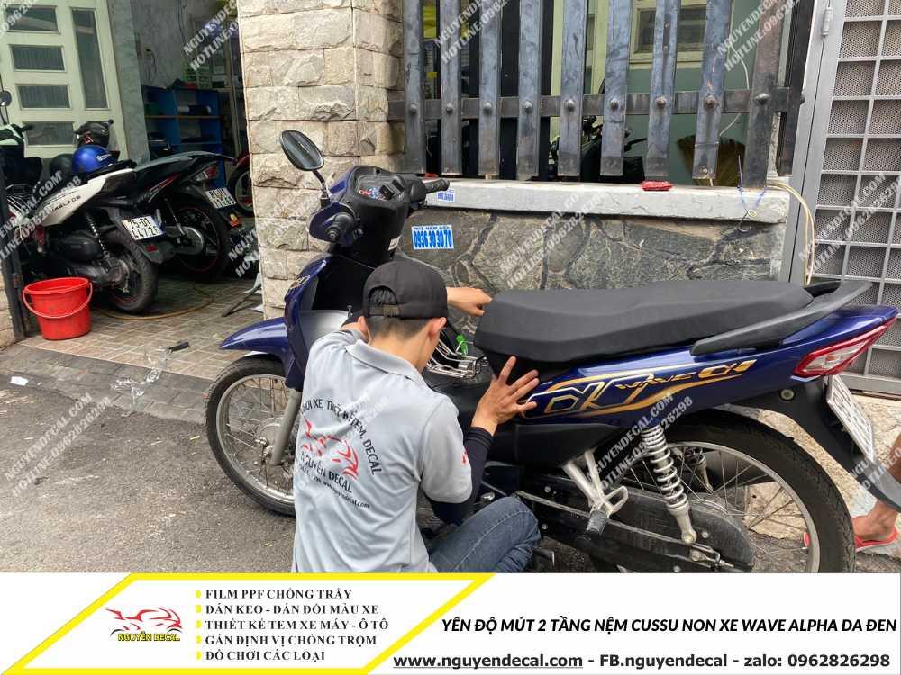 Yên độ mút 2 tầng nệm Cussu non cho xe Wave Alpha màu đen