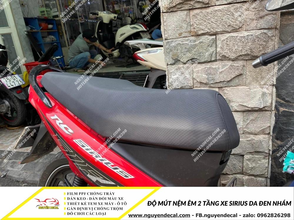 Độ mút nệm êm 2 tầng xe Sirius da đen nhám