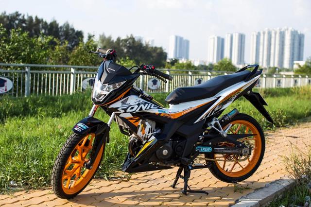Xe Sonic 150 độ đẹp đậm chất cá tính với dàn đồ chơi giá trị hơn 70 triệu đồng