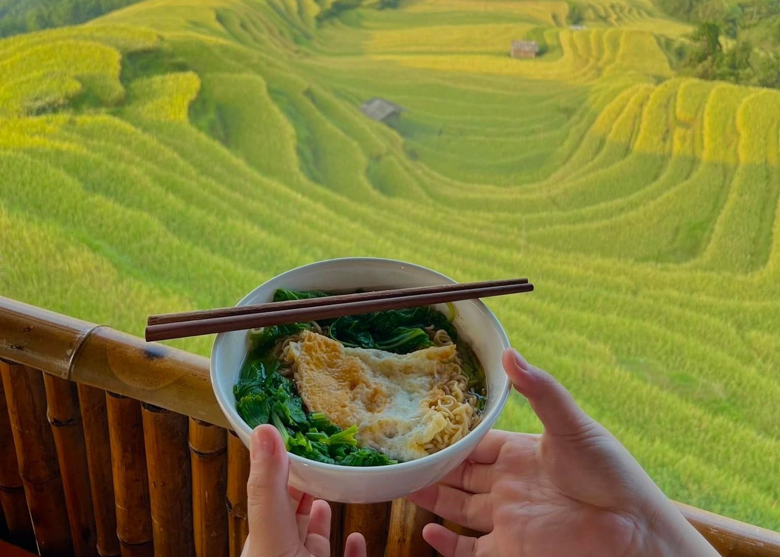 Thực hư tô mì tôm đáng giá triệu đô là gì mà dân phượt thích thú?