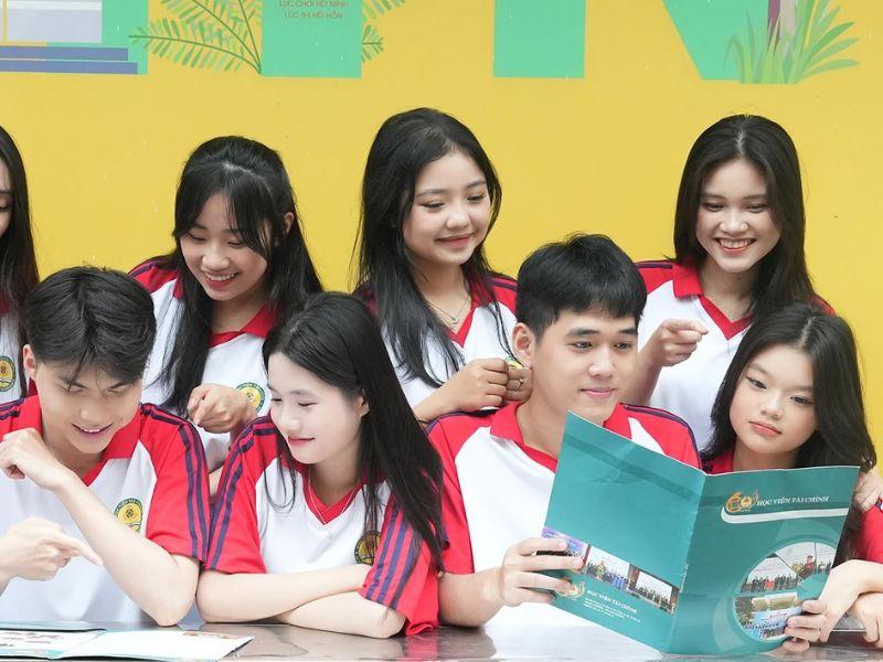 Các ngành khối D dành cho nữ | Triển vọng & Định hướng tương lai