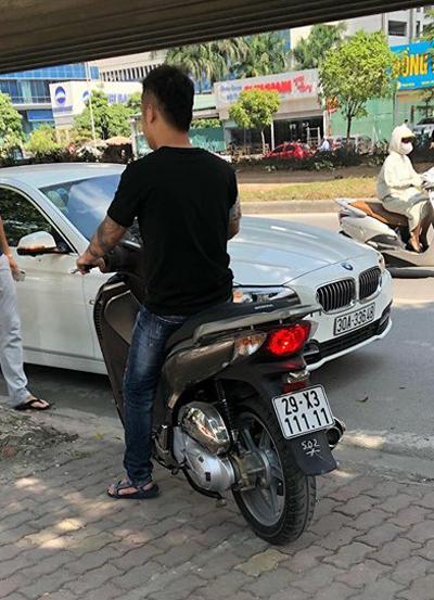 Honda SH 2012 biển ngũ quý giá gần 300 triệu tại Hà Nội