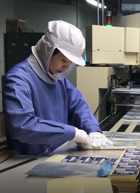 Đi nước ngoài làm việc chỉ để kiếm tiền là sai lầm?