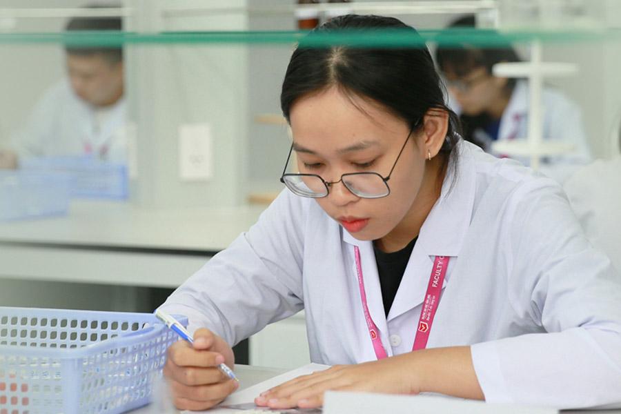 Ngành công nghệ thực phẩm học trường nào? Top các trường uy tín nhất