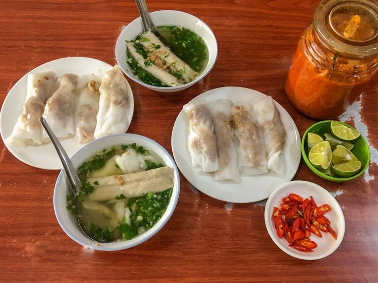 Top 10 món đặc sản Cao Bằng được yêu thích nhất  2025