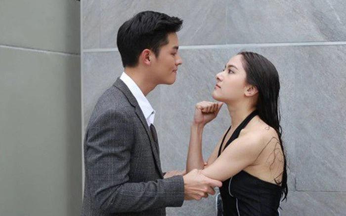 Tôi ấm ức muốn ly hôn sau khi phát hiện hình xăm dưới cánh tay chồng