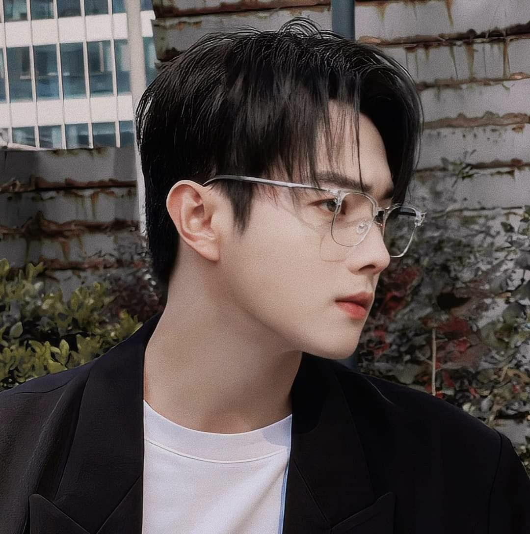 Phong cách tóc nam Retro: Tái hiện vẻ đẹp cổ điển đầy nam tính