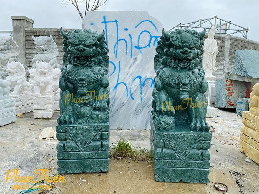 tượng kỳ lân đá