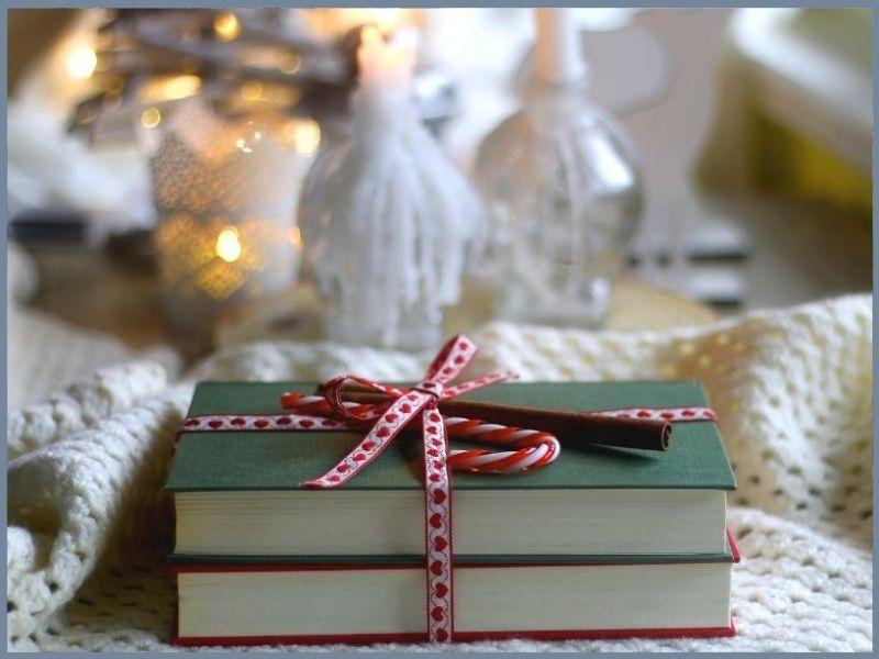 Tặng quà sinh nhật cho bạn gái: Top 20+ món quà tinh tế, ý nghĩa