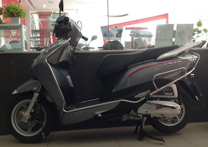 Tem chế-Tem xe Lead 125