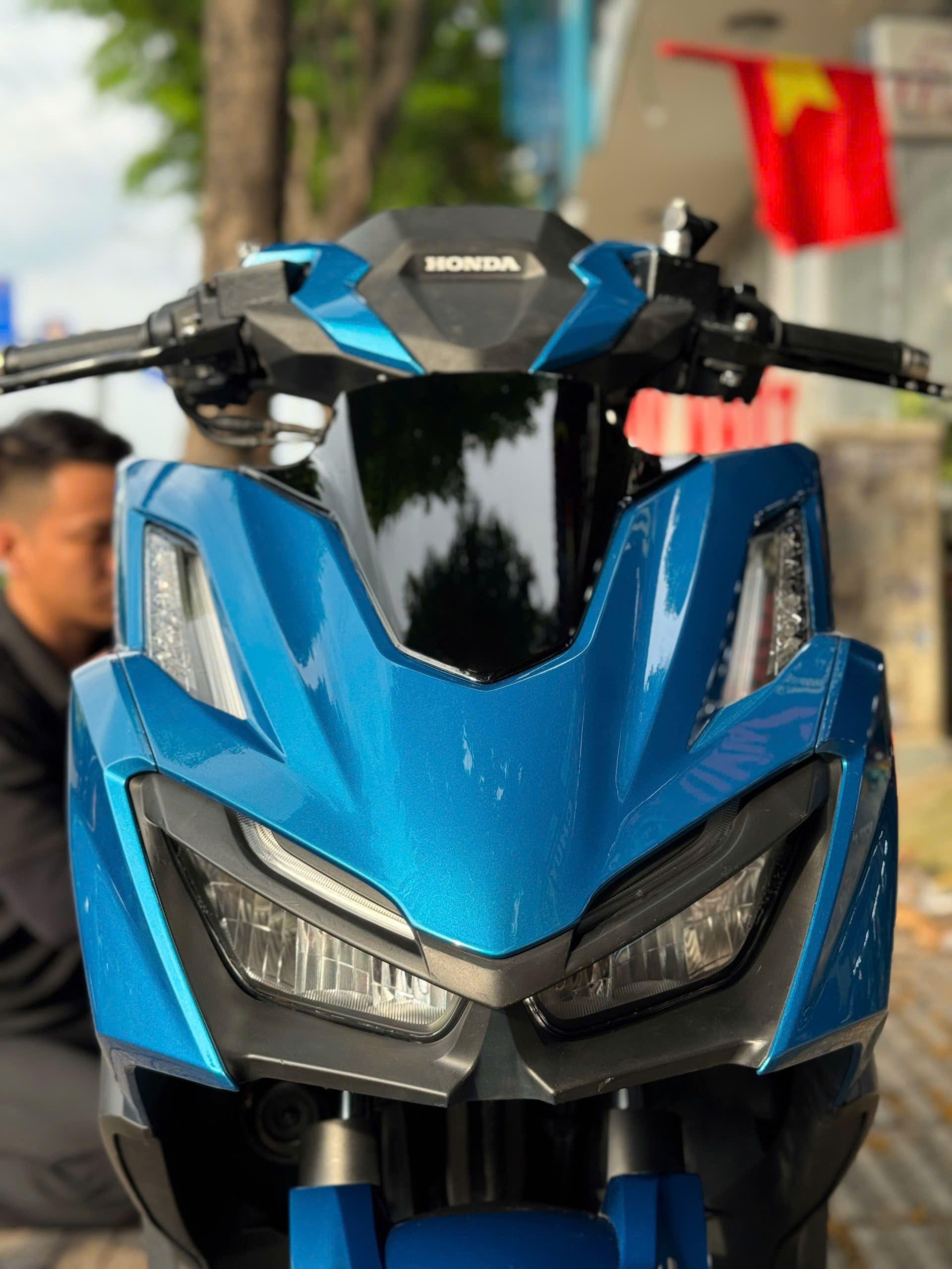 Độ Kiểng Nhẹ Vario 160 Tại Sài Gòn Độ Xe – Vẻ Ngoài Tinh Tế, Vận Hành Êm Ái